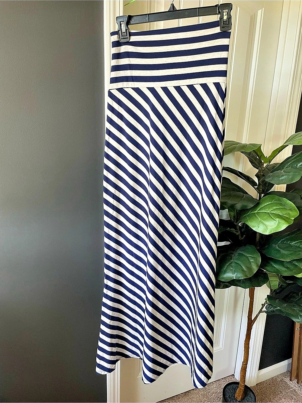 Lily Rose Striped Maxi Skirt in Blue & Heathered Gray Size Small Like New